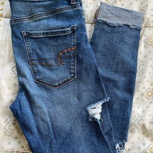 American Eagle Medium Wash Ripped Skinny Jeans